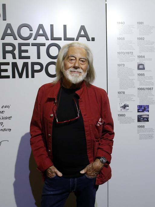 Der Künstler Fabrizio Plessi bei seiner Ausstellung „Das Geheimnis der Zeit“.
Der Künstler Fabrizio Plessi bei seiner Ausstellung „Das Geheimnis der Zeit“.