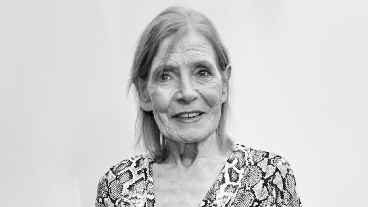 ARCHIV - 19.08.2019, Berlin: Margit Carstensen, Schauspielerin und Preisträgerin des Götz George Preises 2019, kommt zur Verleihung.