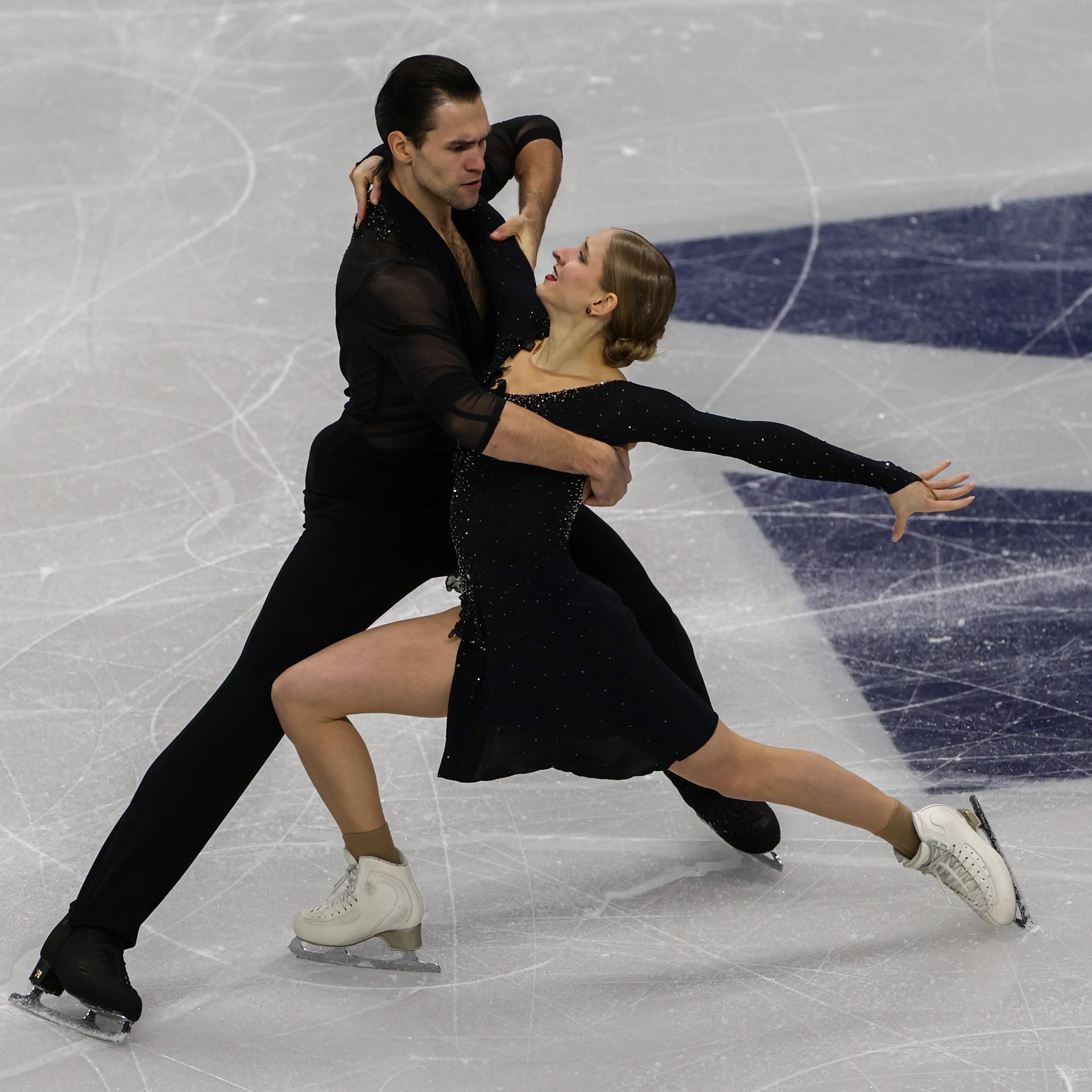 Hoffnung auf Gold - die deutschen Olympiastarter Minerva Hase und Finn Sonnekalb