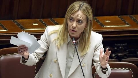 Italiens Ministerpräsidentin Giorgia Meloni im Parlament Italiens Ministerpräsidentin Giorgia Meloni im Parlament