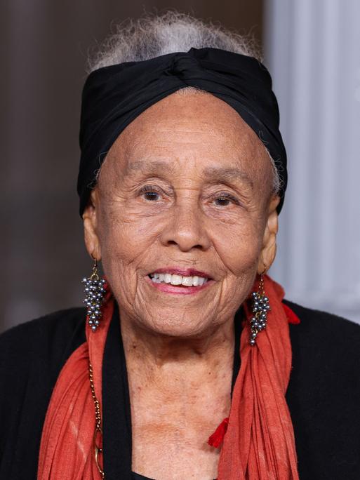 Betye Saar auf der Art + Film Gala 2025 in Los Angeles. 
