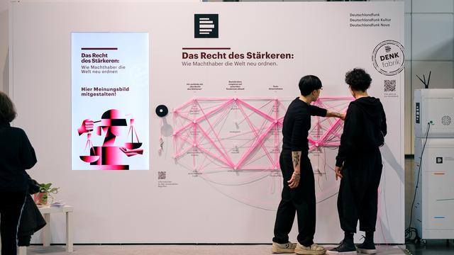 Impressionen von der Leipziger Buchmesse 2026 und dem Deutschlandradio Messestand mit Denkfabrik.