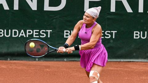 Die russische Tennisspielerin Diana Shnaider im Viertelfinale des WTA250-Turniers in Ungarn