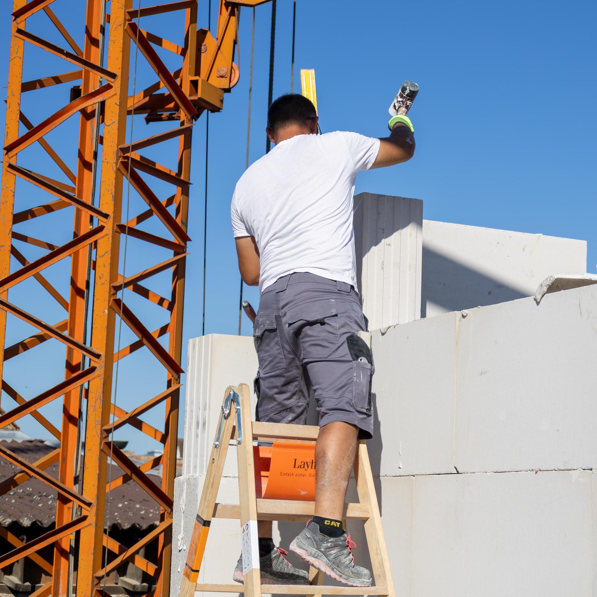 Wohnungsmarkt - Wie das Bauen einfacher und günstiger werden soll