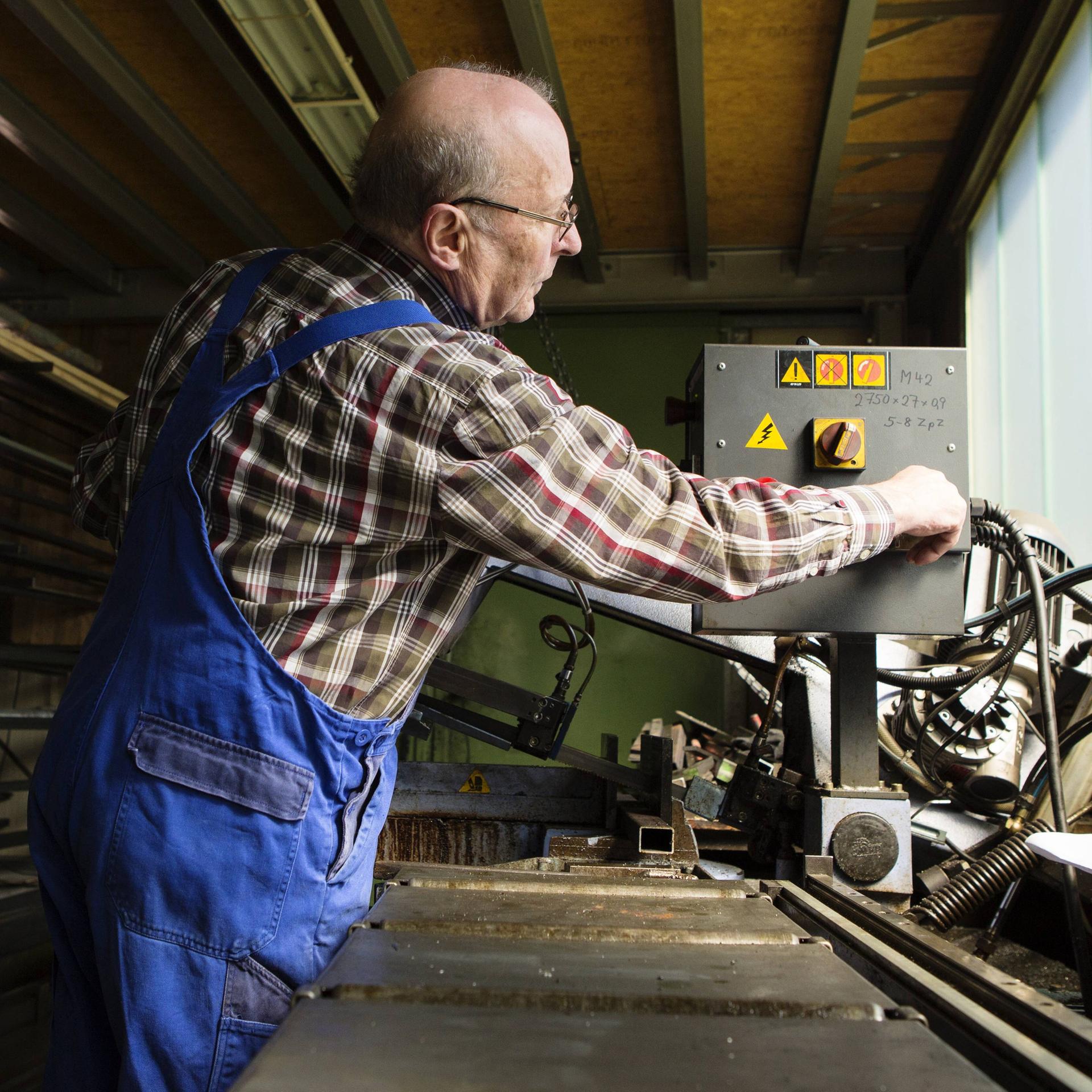 Forderung zur Rentendebatte - Der Staat sollte Unternehmen verpflichten, Ältere zu beschäftigen