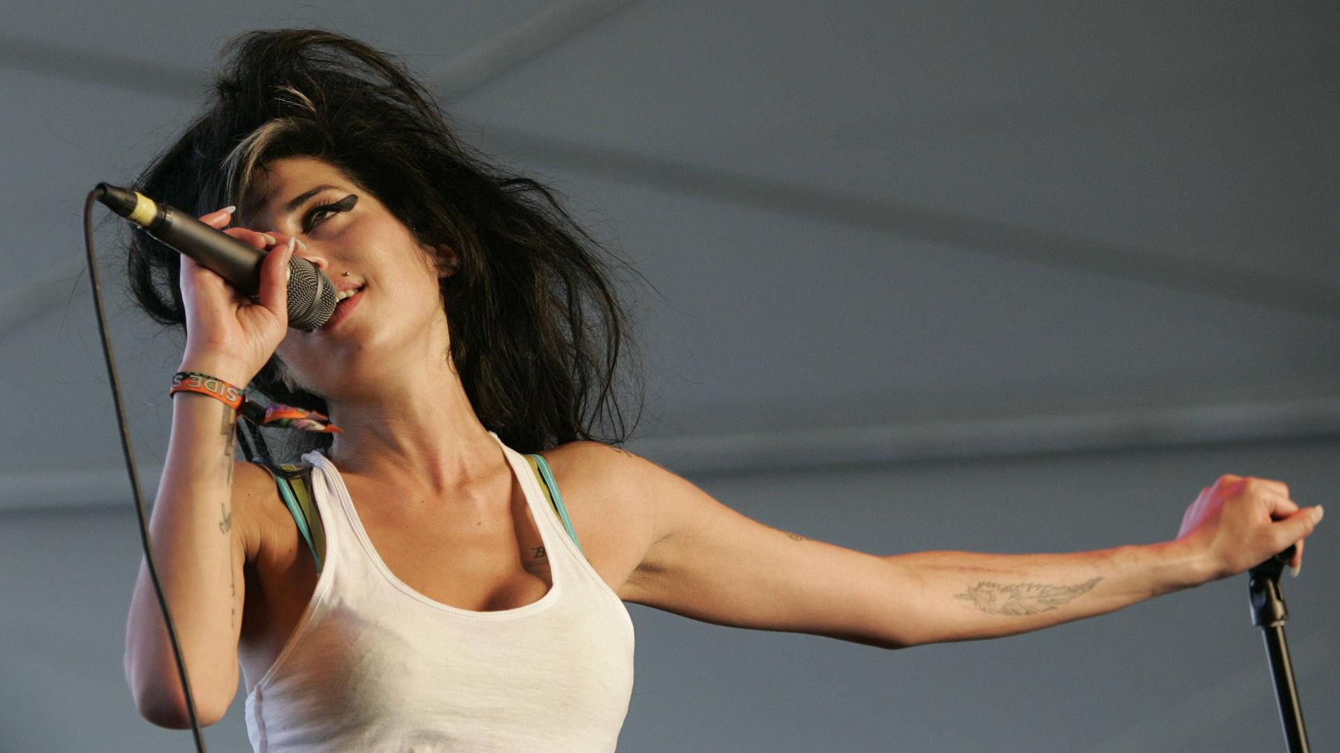 Amy Winehouse auf dem Coachella-Festival 2006