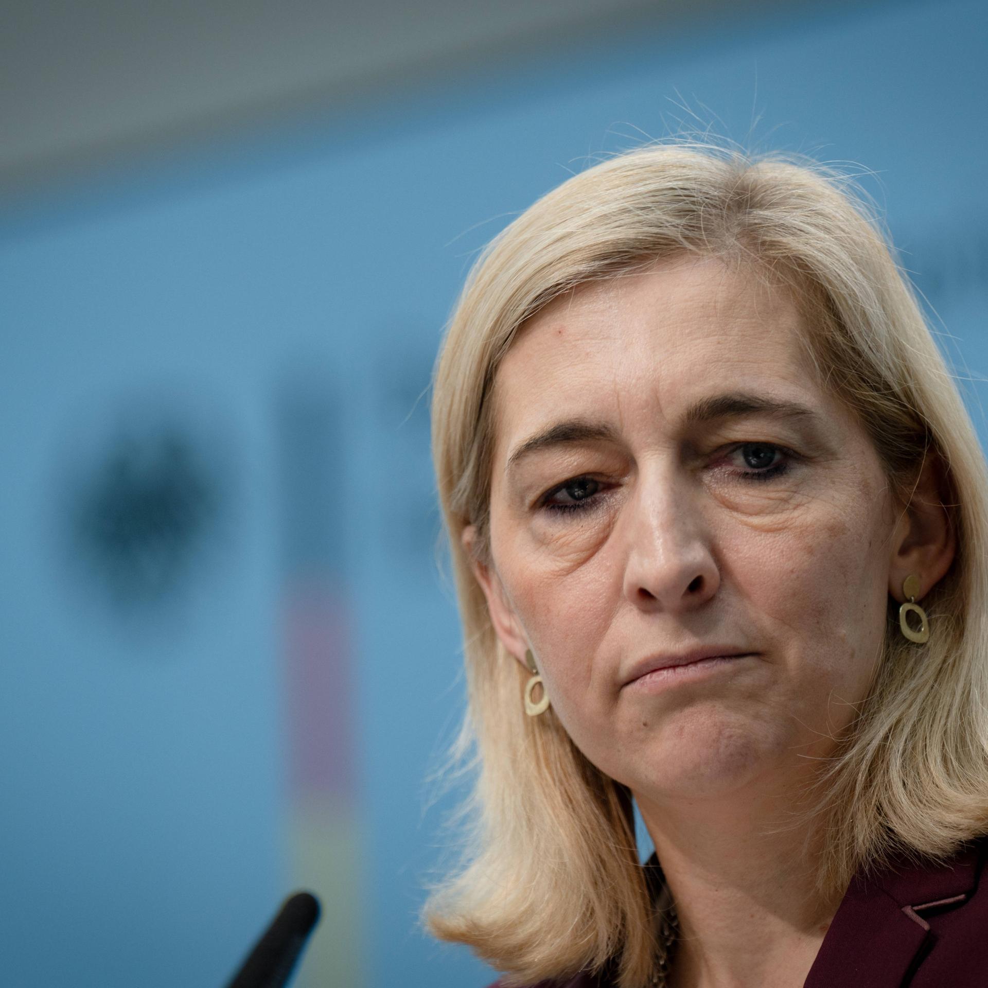 Reform der Pflege - Eine Ministerin unter Handlungsdruck