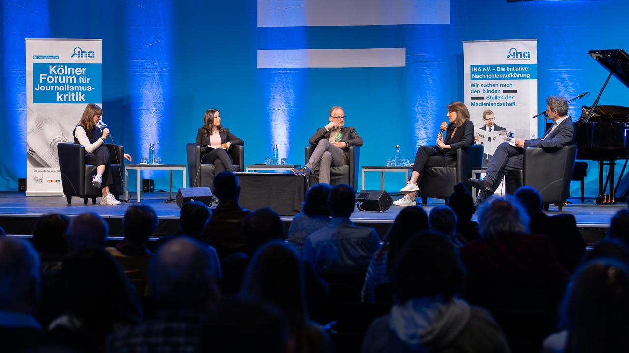 Podiumsdiskussion beim Kölner Forum für Journalismuskritik 2025. Podiumsdiskussion beim Kölner Forum für Journalismuskritik 2025.