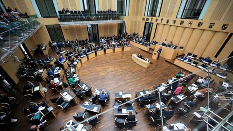 Das Bild zeigt den Sitzungssaal des Bundesrates.
