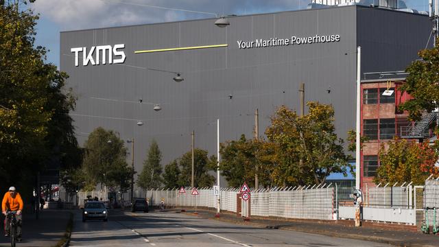 Ein Gebäude des Marineschiffbauers TKMS in Kiel