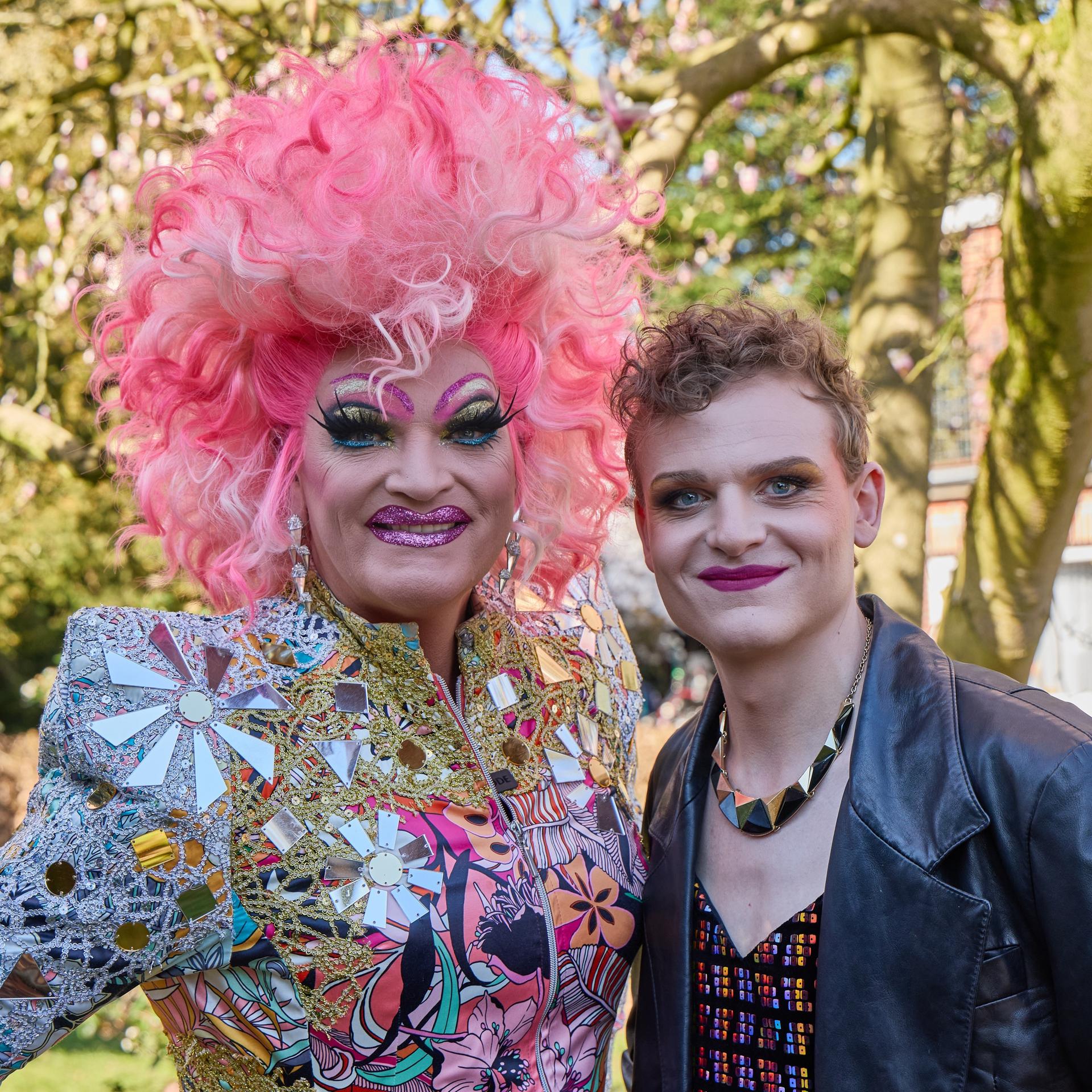 Biopic "Olivia" - Selbstbestimmung einer Drag-Queen