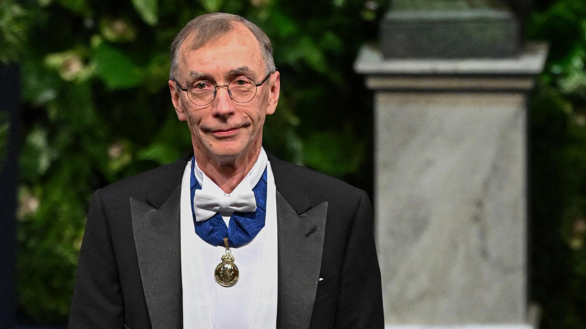 Der in Leipzig arbeitende Evolutionsforscher Svante Pääbo ist mit dem Medizin-Nobelpreis ausgezeichnet worden.
