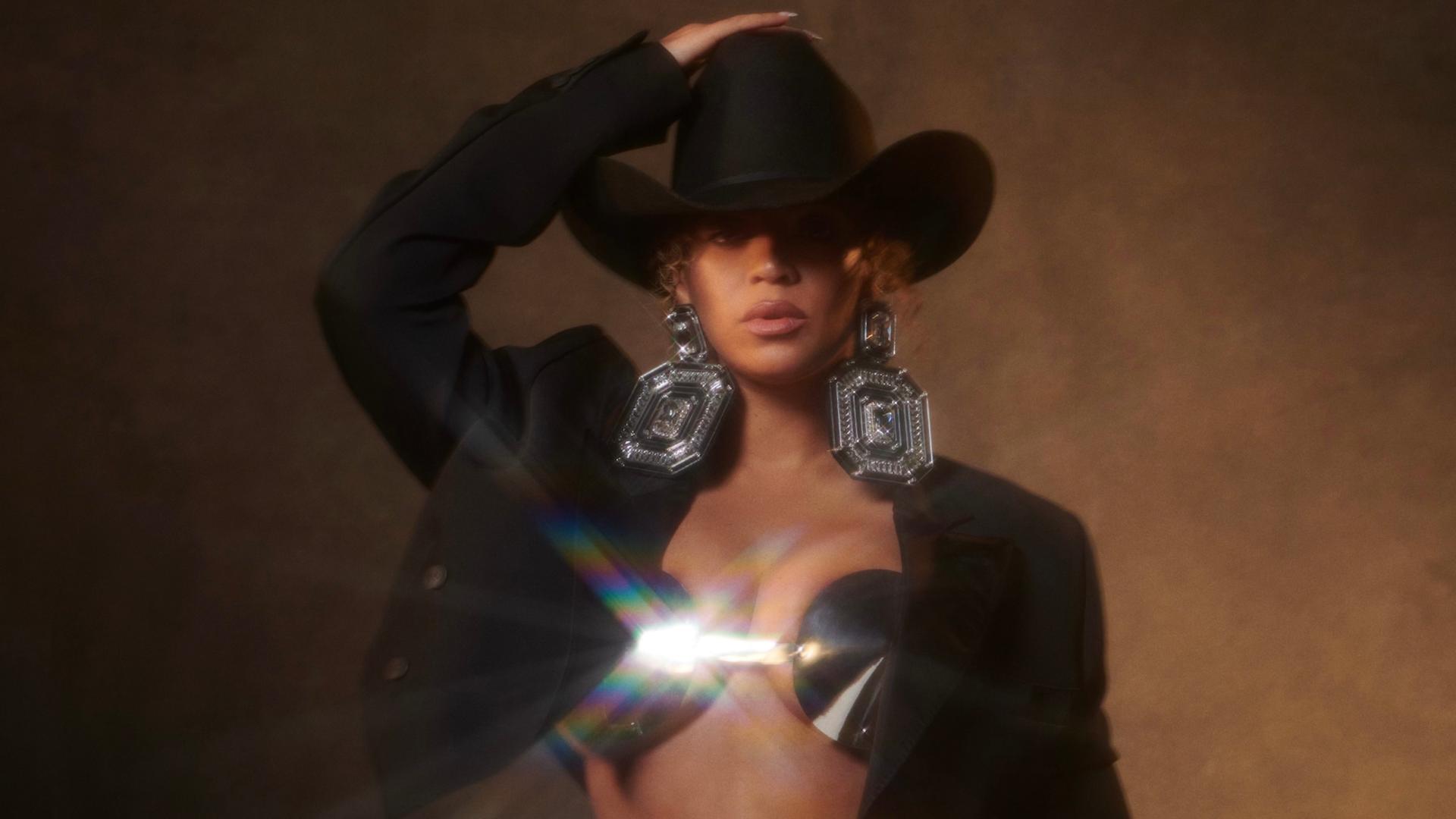 Beyoncé mit Cowboyhut auf ihrem neuen Album "Texas Hold’Em“, 2024.