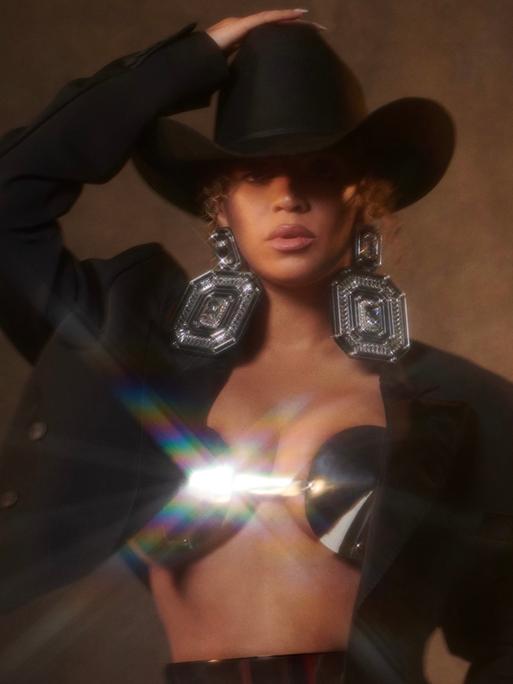 Beyoncé mit Cowboyhut auf ihrem neuen Album "Texas Hold’Em“, 2024.