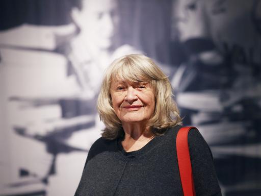 Alice Schwarzer, Autorin und Feministin: Hier Anfang März 2022 bei der Ausstellung "Das andere Geschlecht" in Bonn