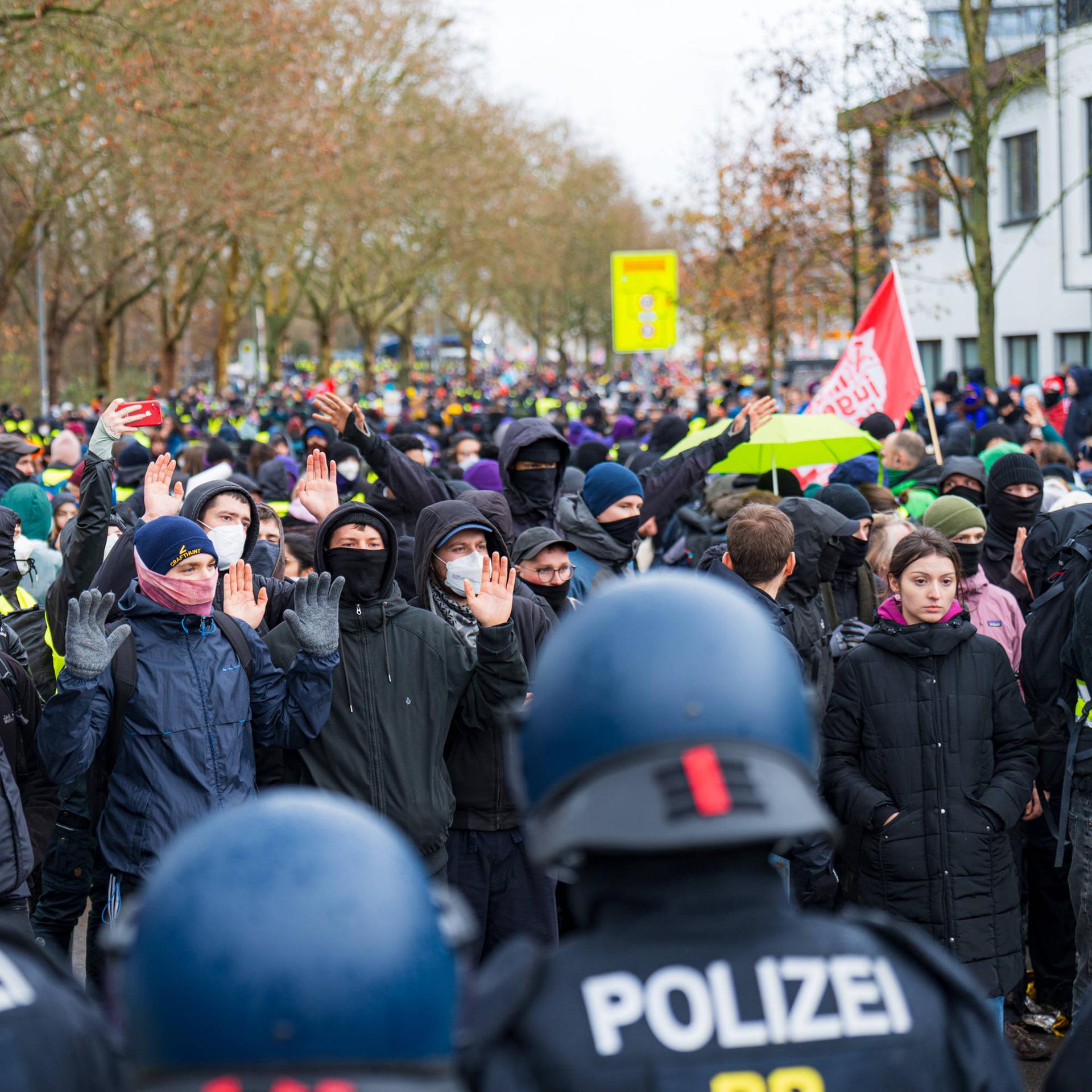 Demo-Berichterstattung - Zwischen Aktivisten und Polizeiberichten