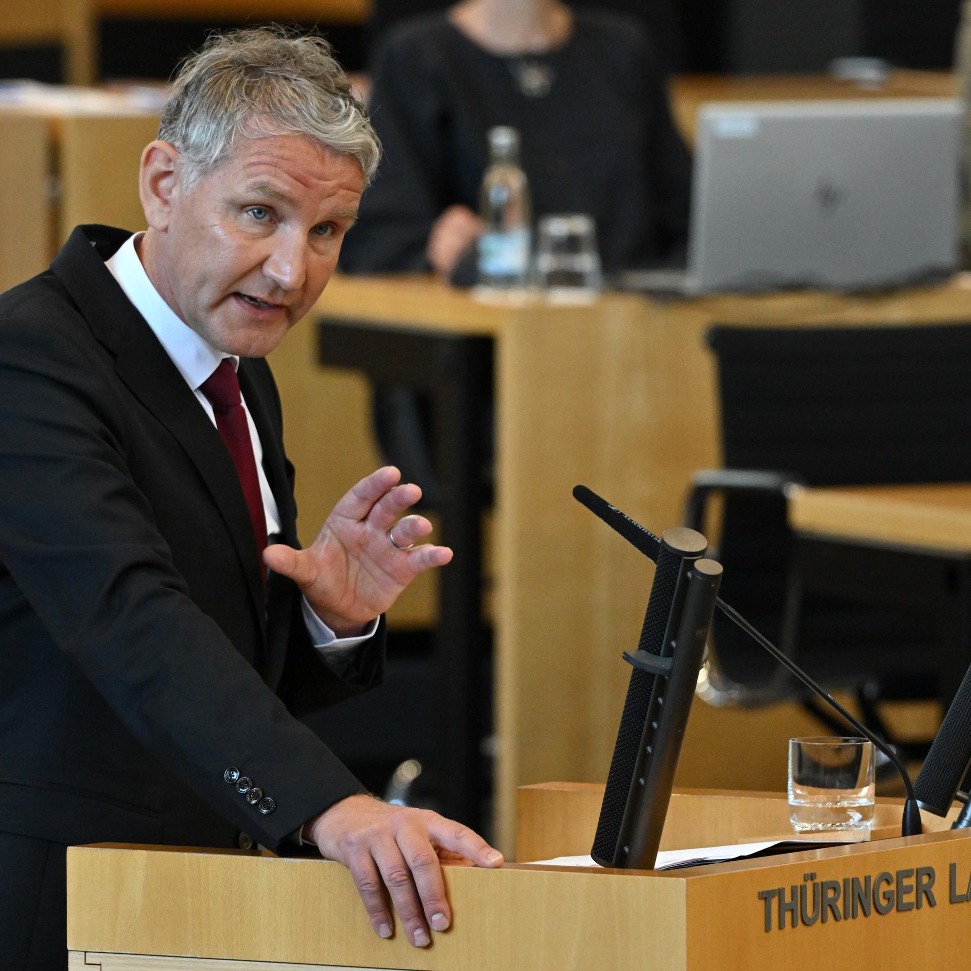 Frederik Schindler: 