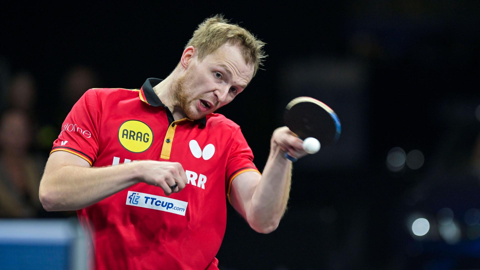 Das Foto zeigt Benedikt Duda bei der Tischtennis-EM in Linz.