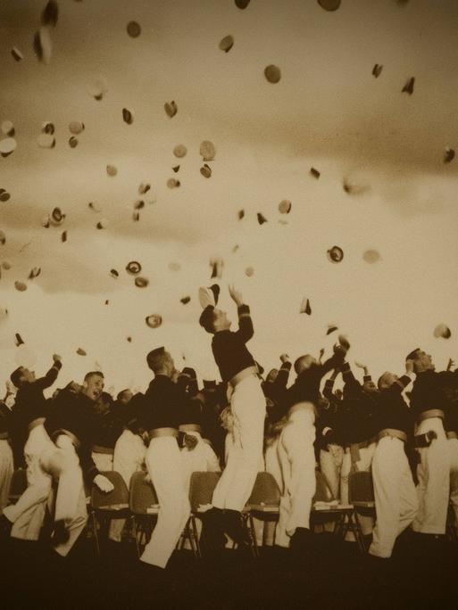 Eine Militärakademie feiert Graduation Day.