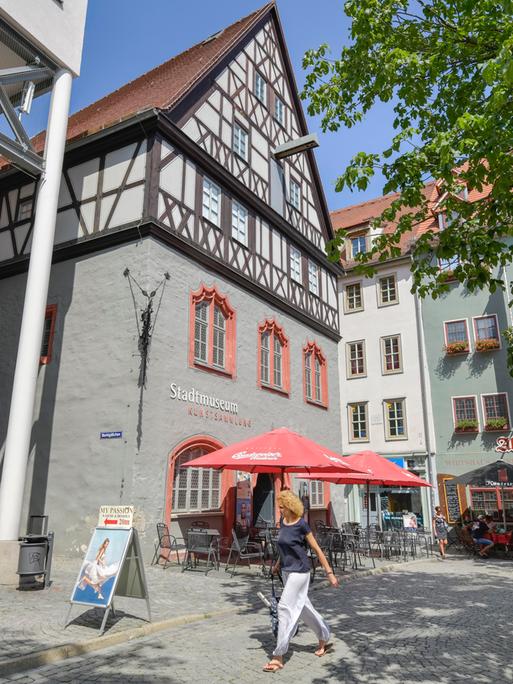 Die Kunstsammlung Jena. Ein Fachwerkhaus am Markt.