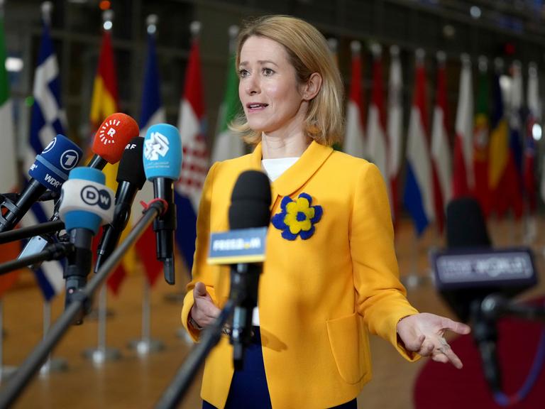 European Union foreign policy chief Kaja Kallas speaks with the media as she arrives for a meeting of EU foreign ministers at the European Council building in Brussels, Monday, Feb. 24, 2025. (AP Photo/Virginia Mayo)