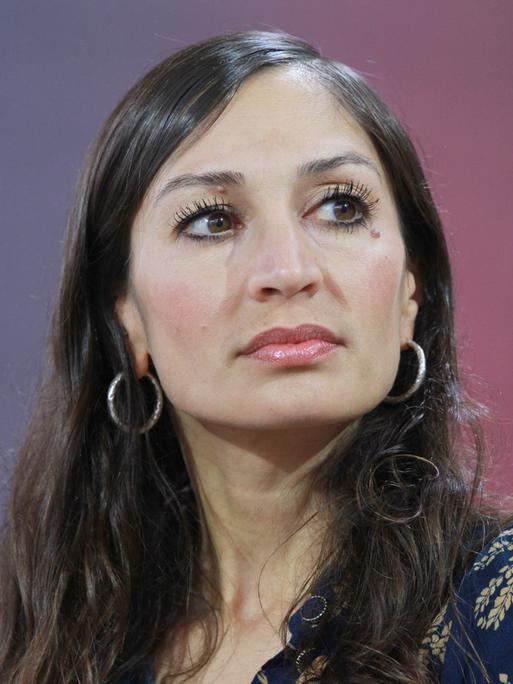 Gilda Sahebi, Journalistin, Ärztin und Autorin