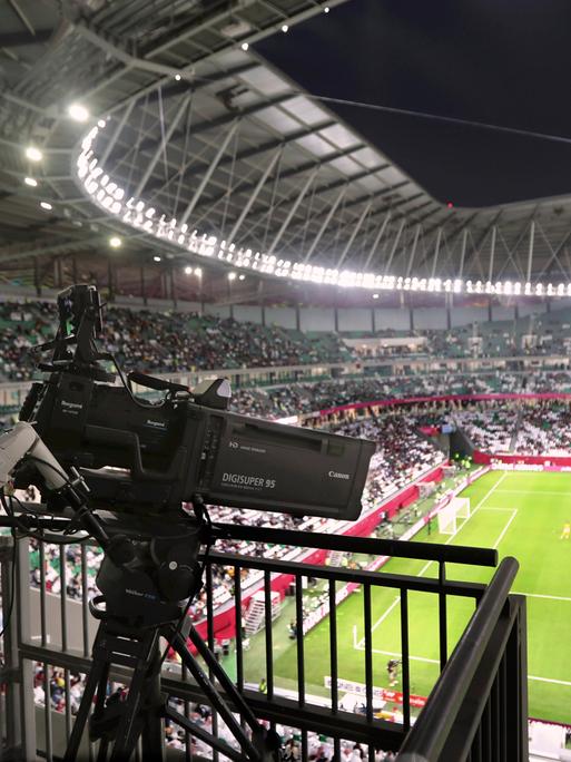 FIFA-Spiel in Katar 2021: Blick ins Stadion
