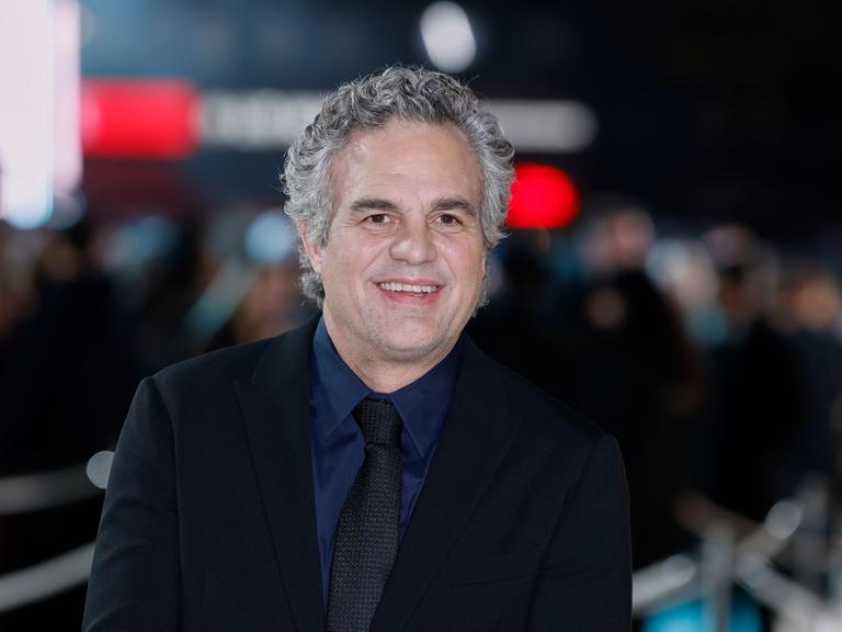 Bei seiner Ankunft zur Premiere des Films „Crime 101“ in London posiert Mark Ruffalo für die Fotografen. Bei seiner Ankunft zur Premiere des Films „Crime 101“ in London posiert Mark Ruffalo für die Fotografen.