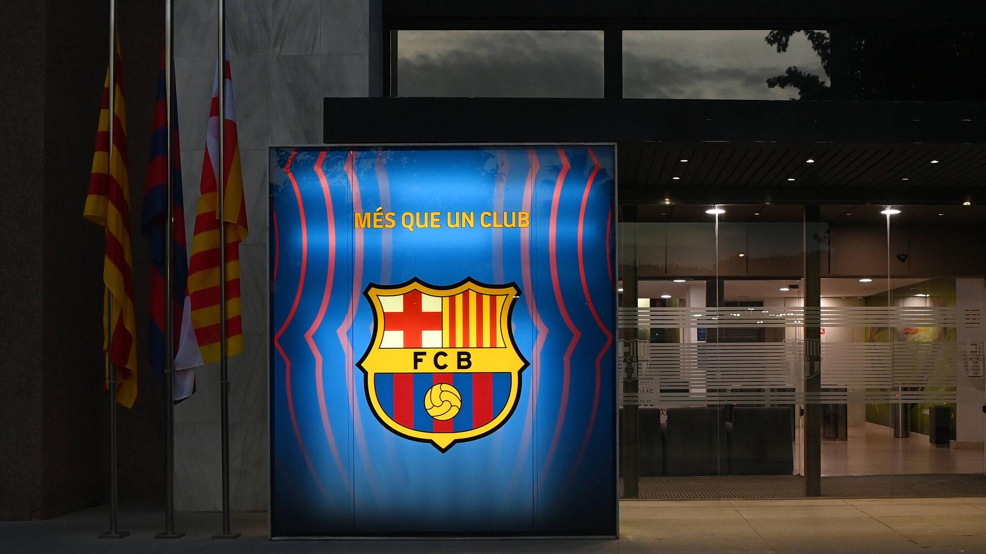 Der Eingang zur Geschäftsstelle des FC Barcelona