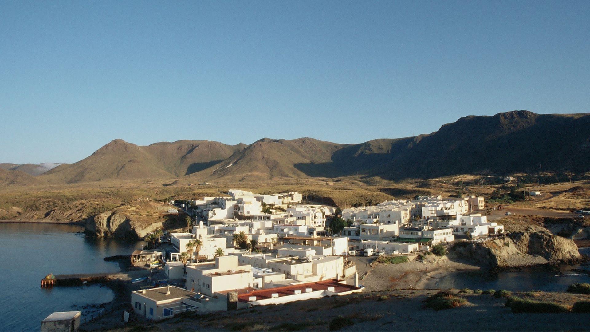 Das Dorf La Isleta del Moro in Andalusien
