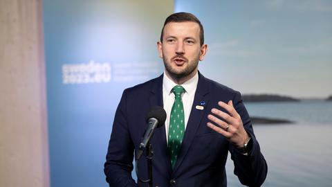 Schweden, Stockholm, Märsta: EU-Umweltkommissar Virginius Sinkevicius spricht bei einem Treffen der EU-Umweltminister.