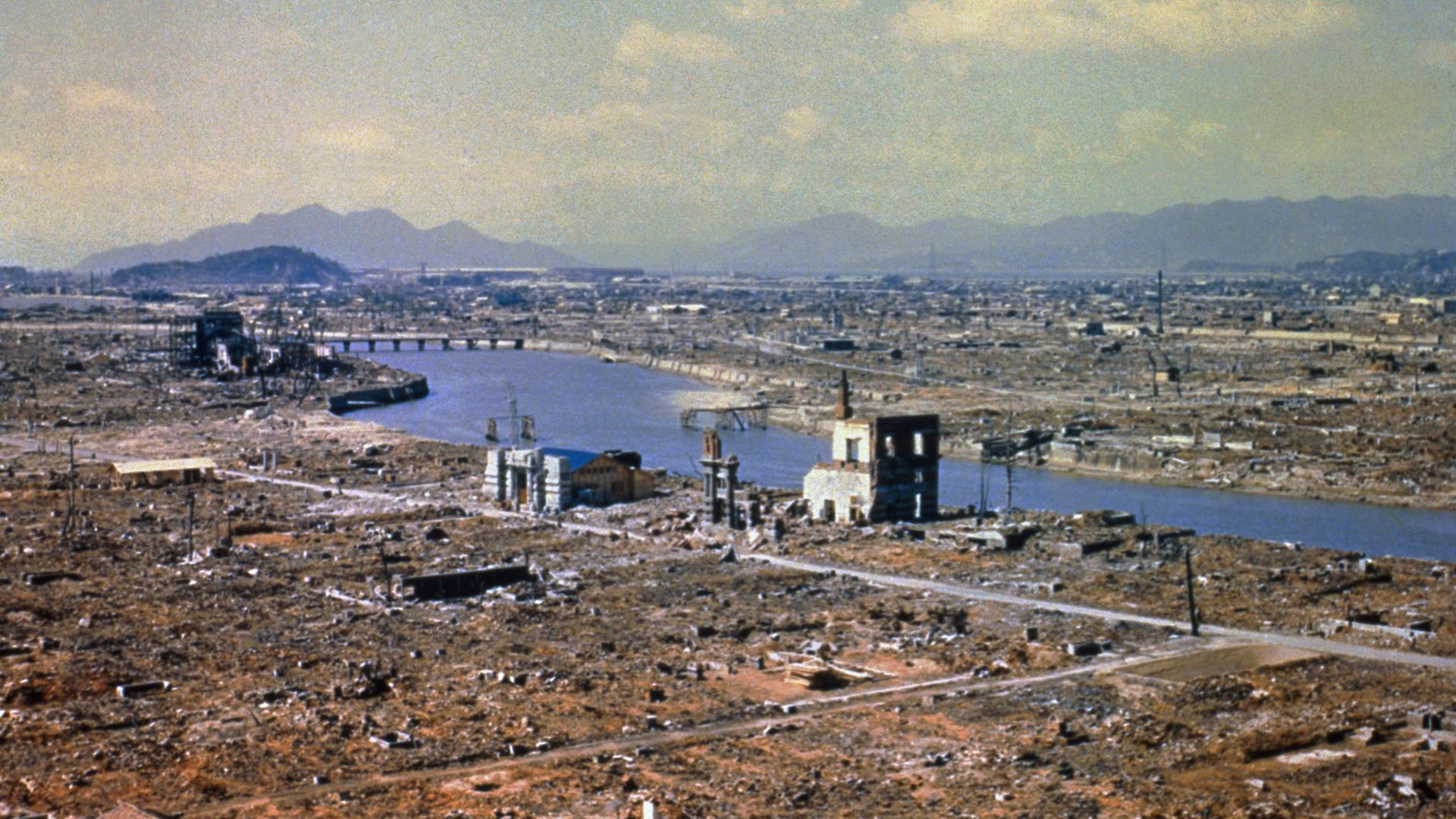 Aufnahme der Zerstörungen nach dem Abwurf der Atombombe auf Hiroshima 1945
