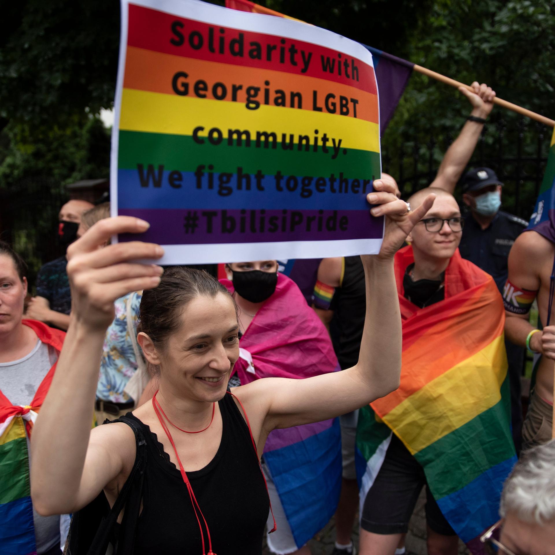 Parlament - Georgien verabschiedet Anti-LGBTQ-Gesetz