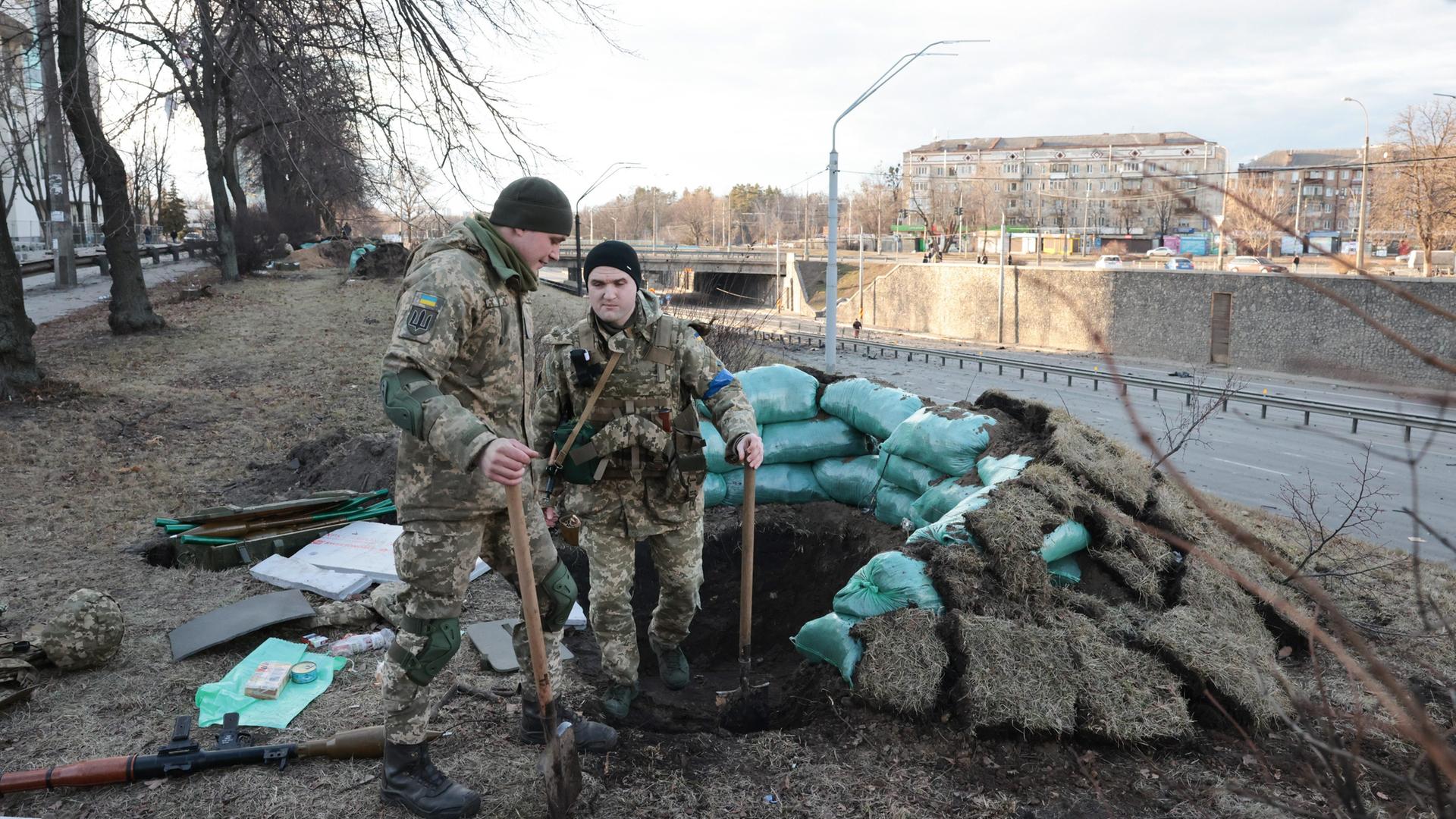 Ukrainische Soldaten in Kiew