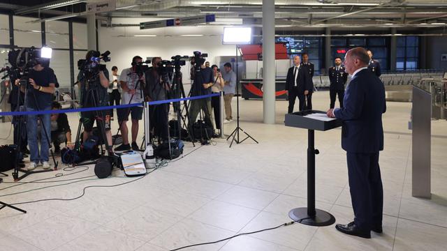 Bundeskanzler Olaf Scholz spricht auf einer Pressekonferenz über den Gefangenenaustausch mit Russland. 