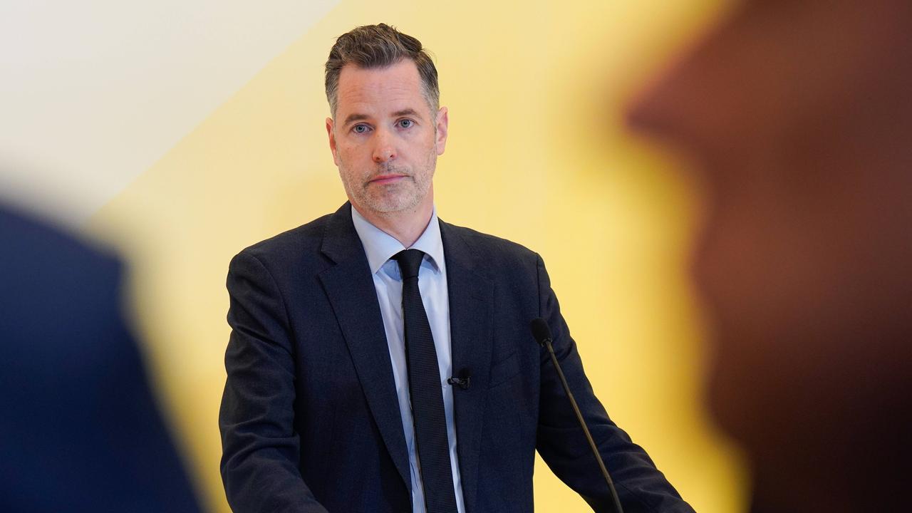 Porträt von Christian Dürr, Vorsitzender der FDP-Bundestagsfraktion Fraktionssitzung, November v2023. 