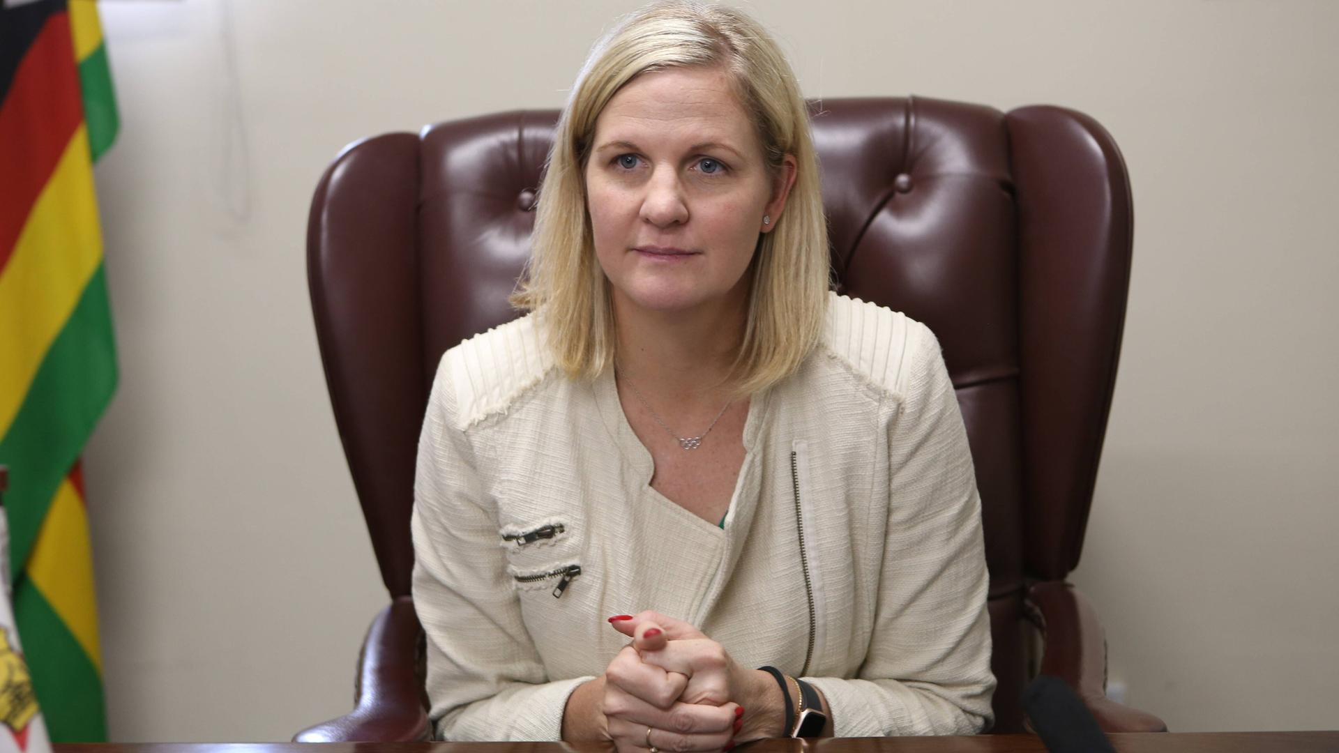 Kirsty Coventry, Kandidatin für das Amt des IOC-Präsidenten Kirsty Coventry, Kandidatin für das Amt des IOC-Präsidenten