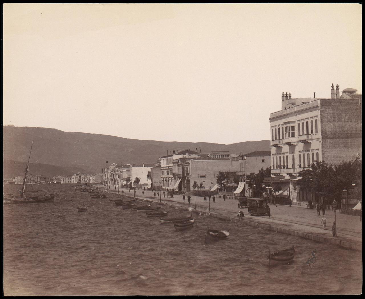 Die Promenade von Smyrna im Jahr 1880 vor dem türkisch-griechischen Krieg 