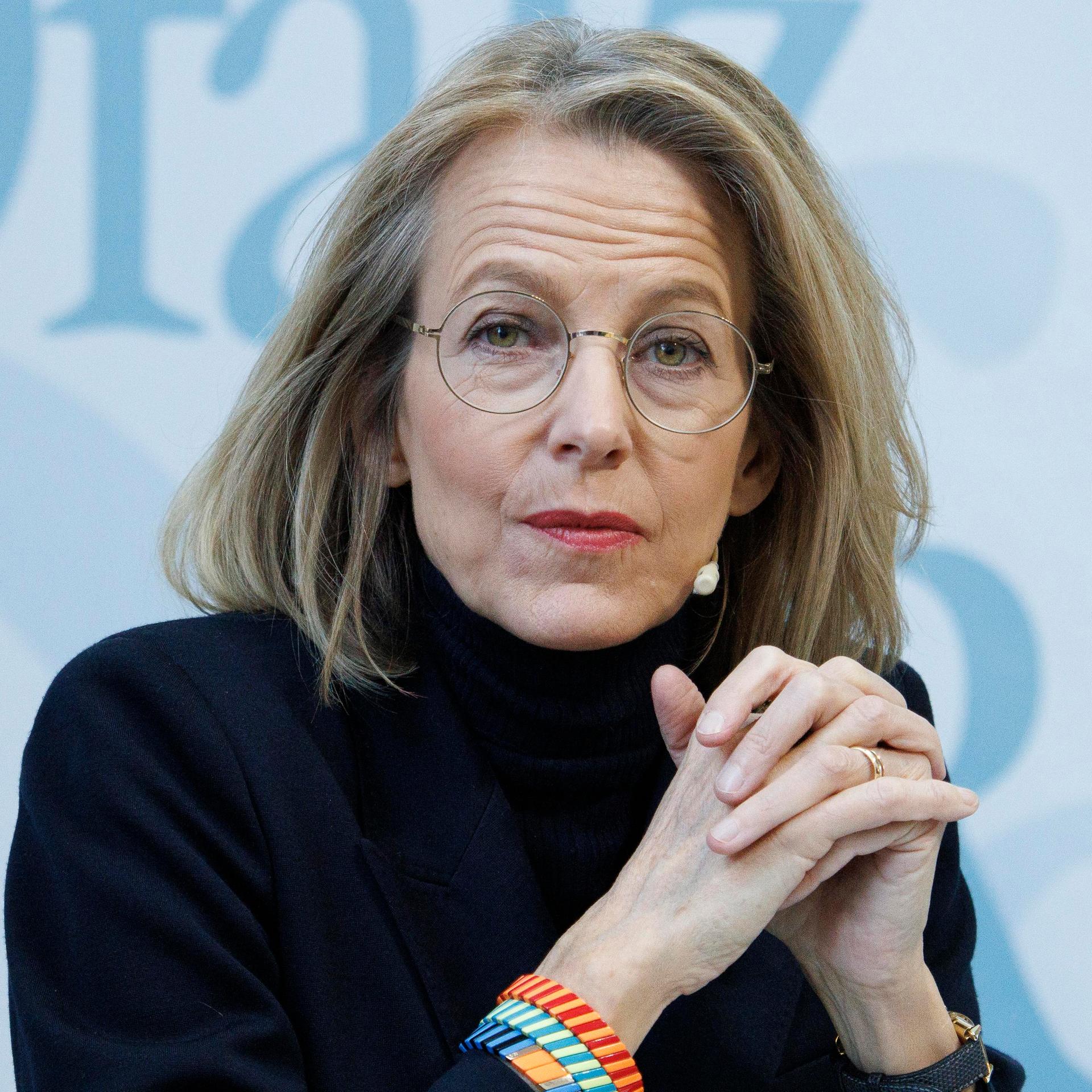 cover of episode Reformen - Managerin Julia Jäkel will Deutschland handlungsfähiger machen