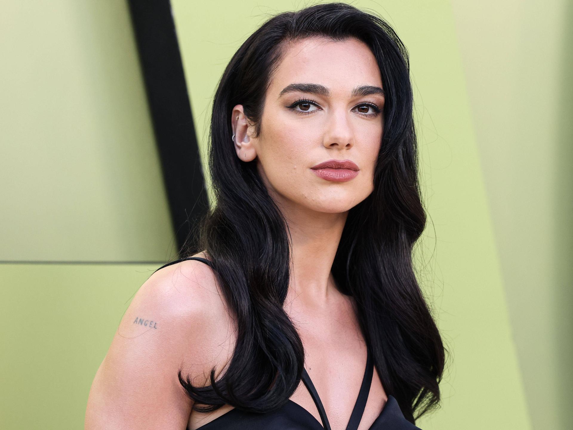 Dua Lipa im Porträt.