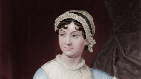 Ein Porträt zeigt die Autorin Jane Austen, sie trägt ein hellblaues Kleid und eine Weiße Haube und sitzt mit einem Buch in den Händen an einem Schreibtisch.