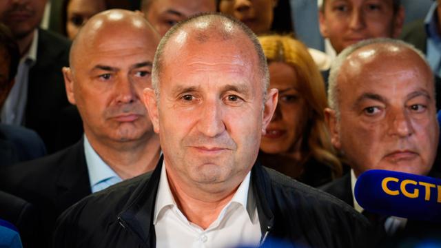 Der bulgarische Wahlsieger Rumen Radew im Porträt 