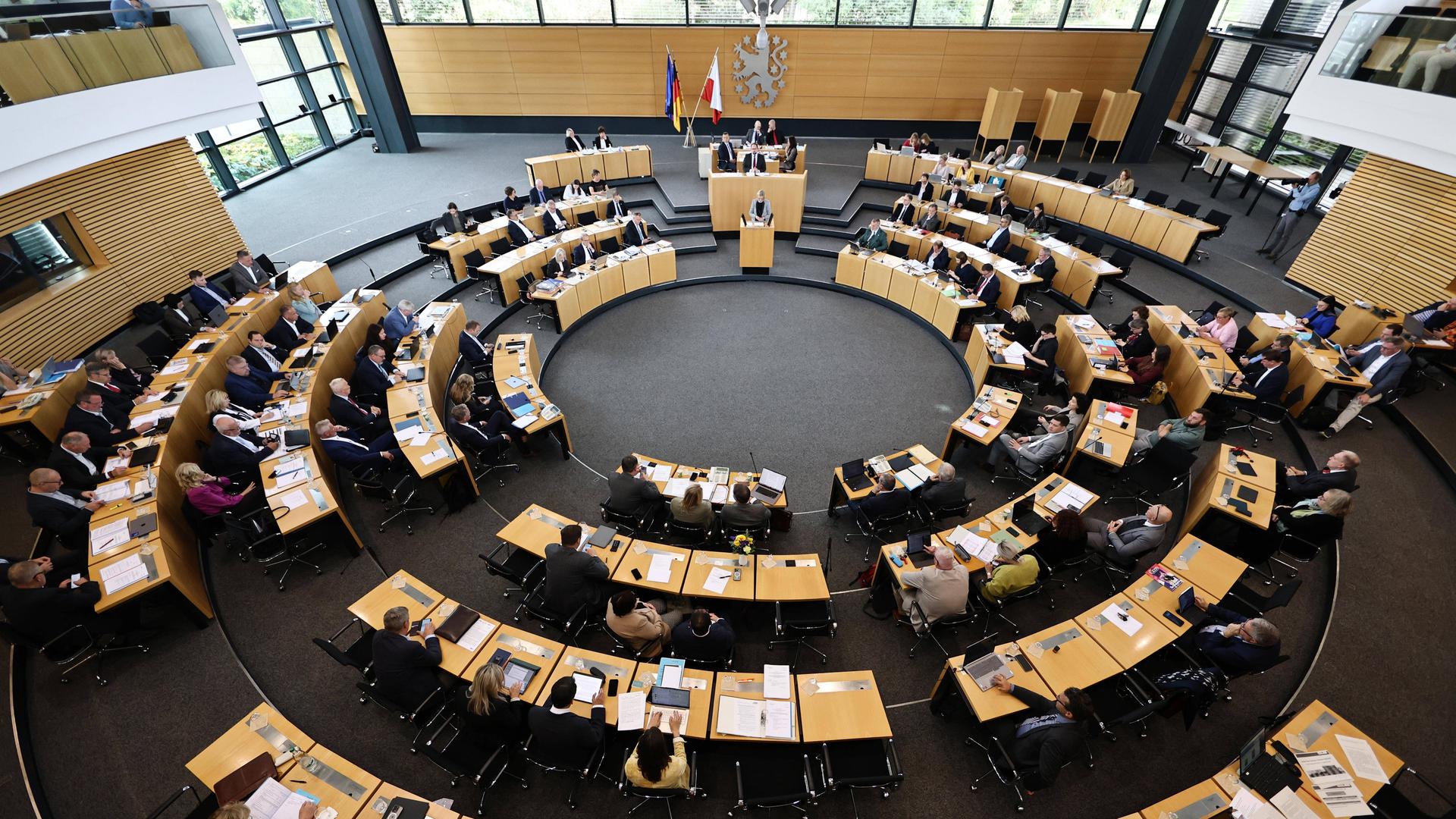 Blick auf das Plenum des Thüringer Landtags Blick auf das Plenum des Thüringer Landtags