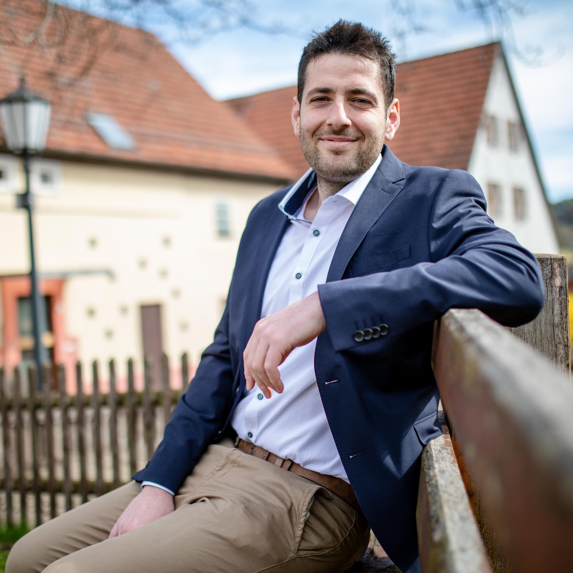 Ryyan Alshebl - Vom Flüchtlingsheim ins Rathaus