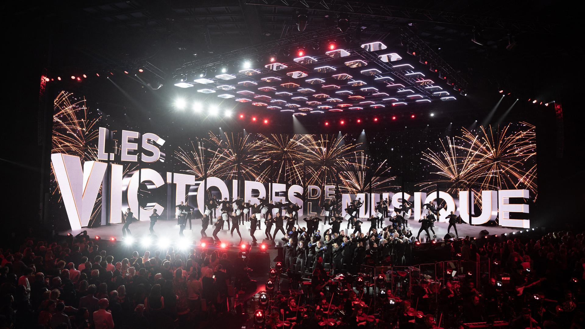 Die Bühnenshow bei den 39. Victoires de la musique, den französischen Musikpreisen