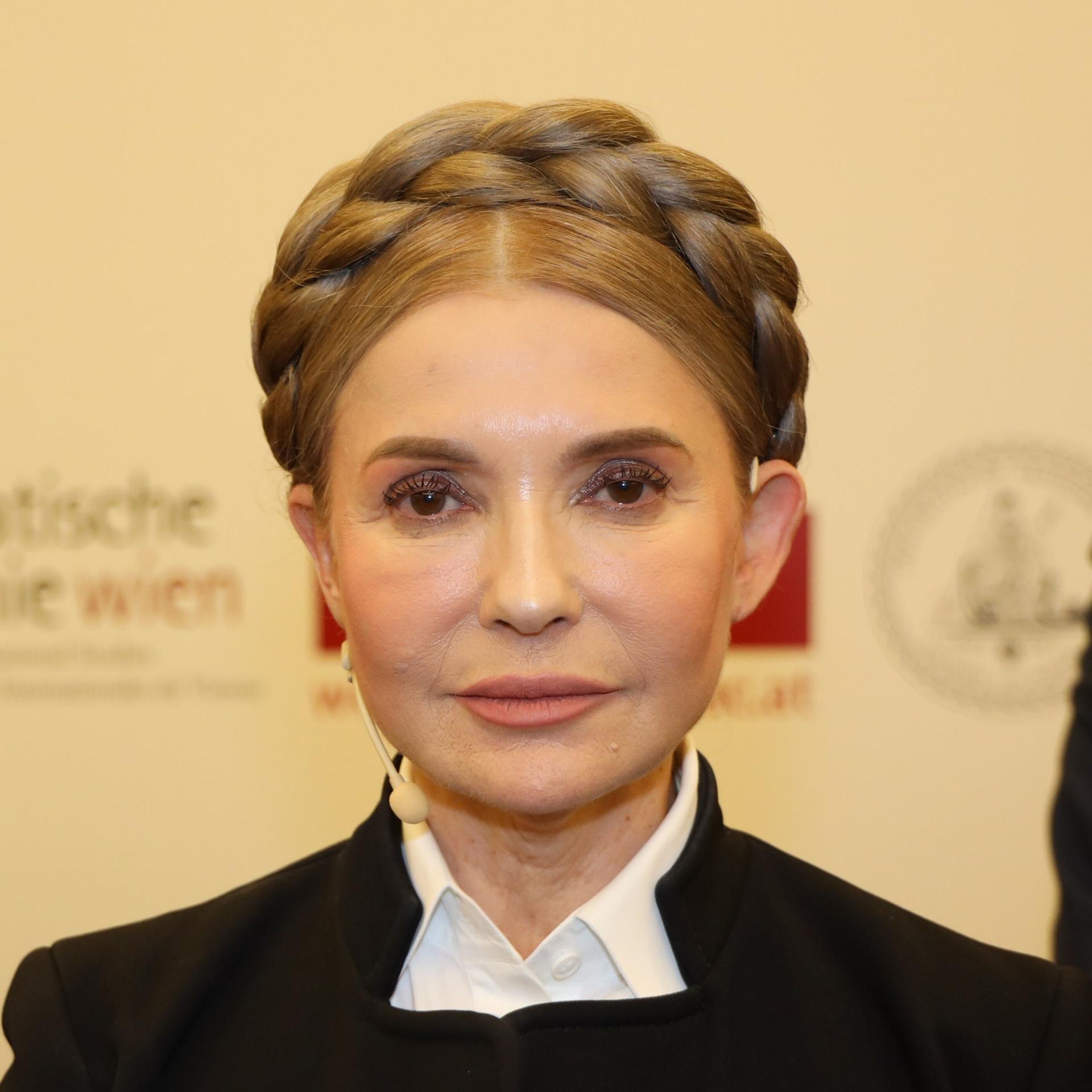 Julia Timoschenko steht in der Diplomatischen Akademie in Wien.