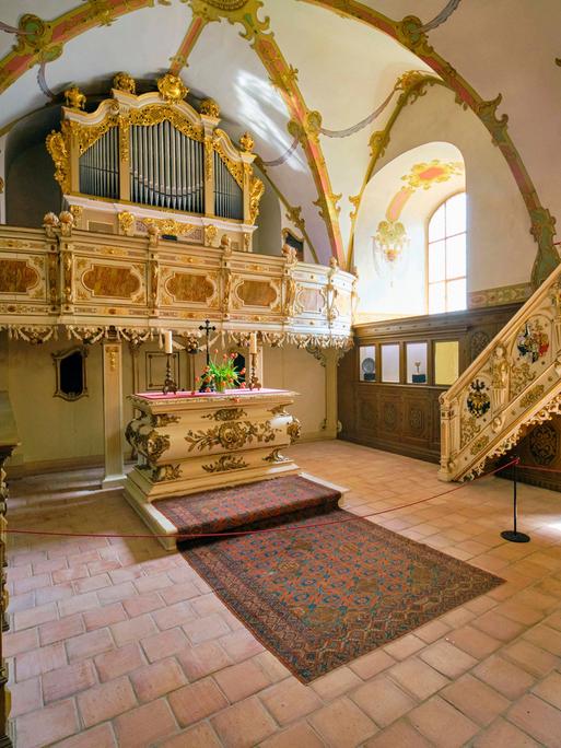 Kapelle mit Orgel von Gottfried Silbermann im Museum Schloss Burgk in Schleiz.