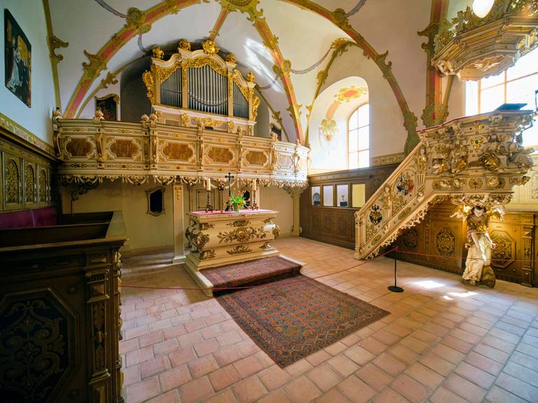 Kapelle mit Orgel von Gottfried Silbermann im Museum Schloss Burgk in Schleiz.