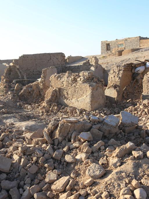 231009 -- HERAT, Oct. 9, 2023 -- This photo taken on Oct. 8, 2023 shows ruins of dwellings after earthquakes in Herat Province, Afghanistan. The death toll from earthquakes in western Afghanistan s Herat and neighboring provinces has risen to 2,445, Herat authorities said Sunday night. Photo by /Xinhua AFGHANISTAN-HERAT-EARTHQUAKE-AFTERMATH SaifurahmanxSafi PUBLICATIONxNOTxINxCHN