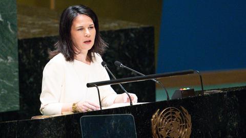Bundesaußenministerin Baerbock spricht bei der UNO-Generalversammlung.